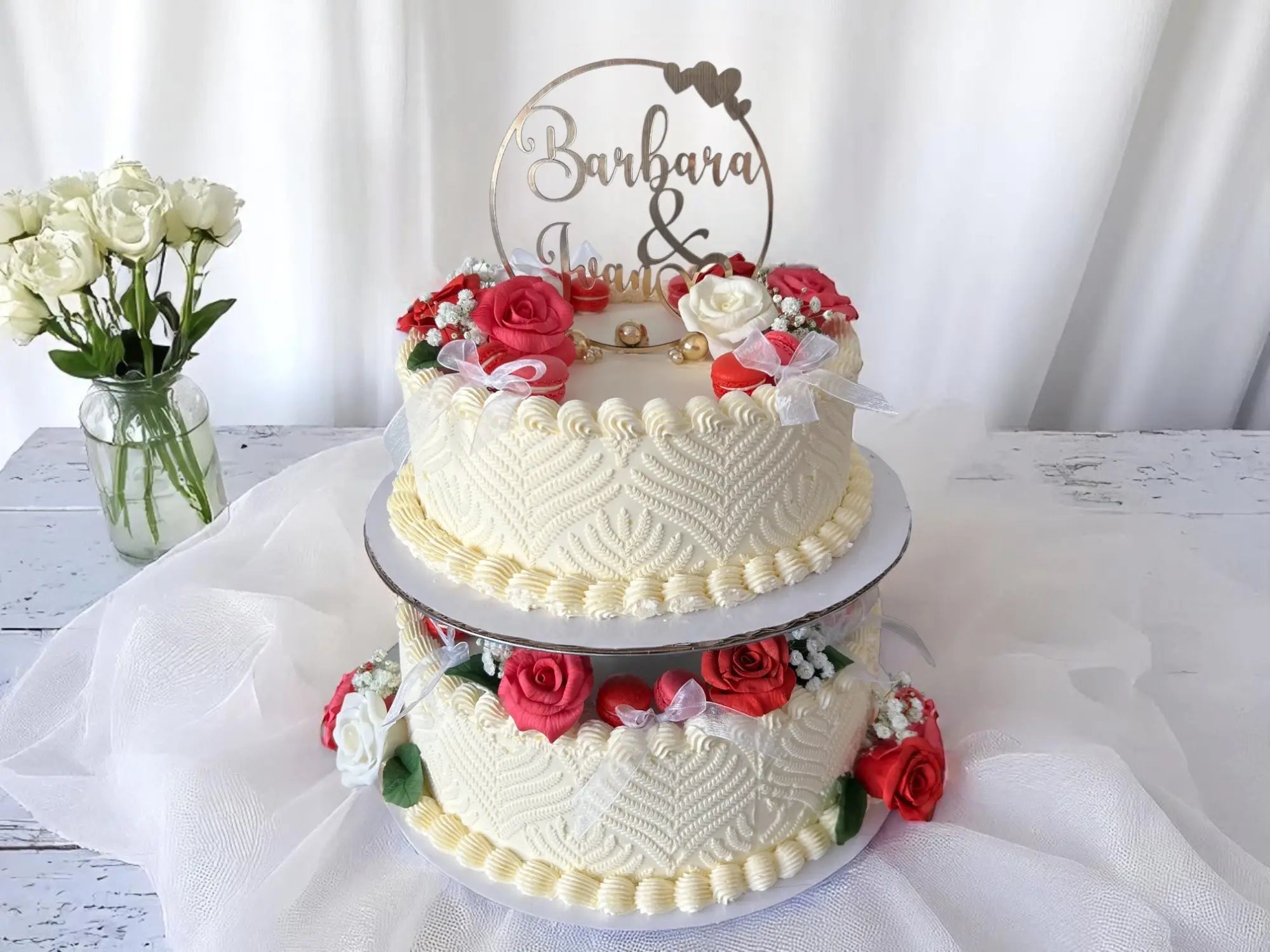 Romantische Hochzeitstorte