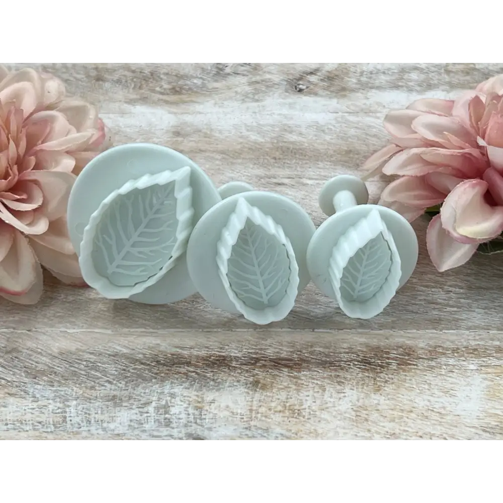 Fondant Ausstecher Blätter / 3tlg. - Tortendekoration Sugar Sweet Kitchen