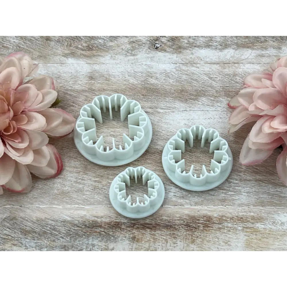 Fondant Ausstecher Nelken / 3tlg. - Tortendekoration Sugar Sweet Kitchen