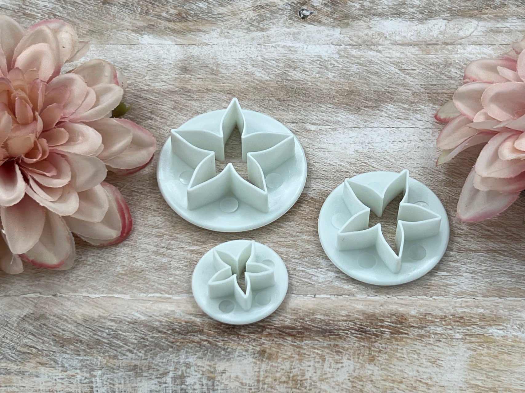 Fondant Ausstecher Narzisse / 3tlg. - Tortendekoration Sugar Sweet Kitchen