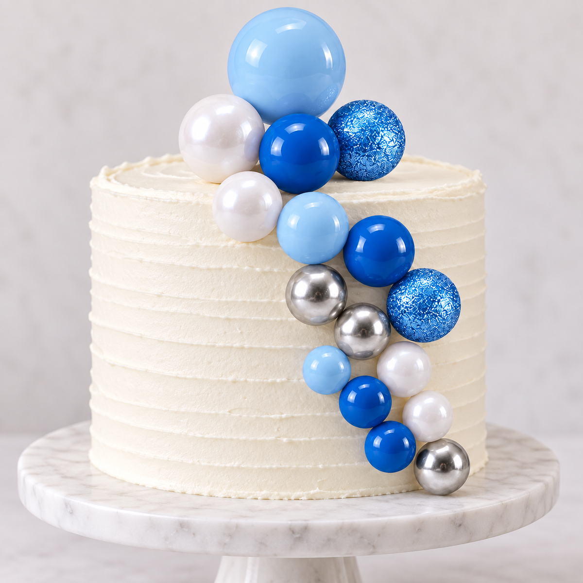 Tortendeko Kugeln Blau weiss Silber 01 – Cake Topper / 17-teilig - Tortendekoration Sugar Sweet Kitchen
